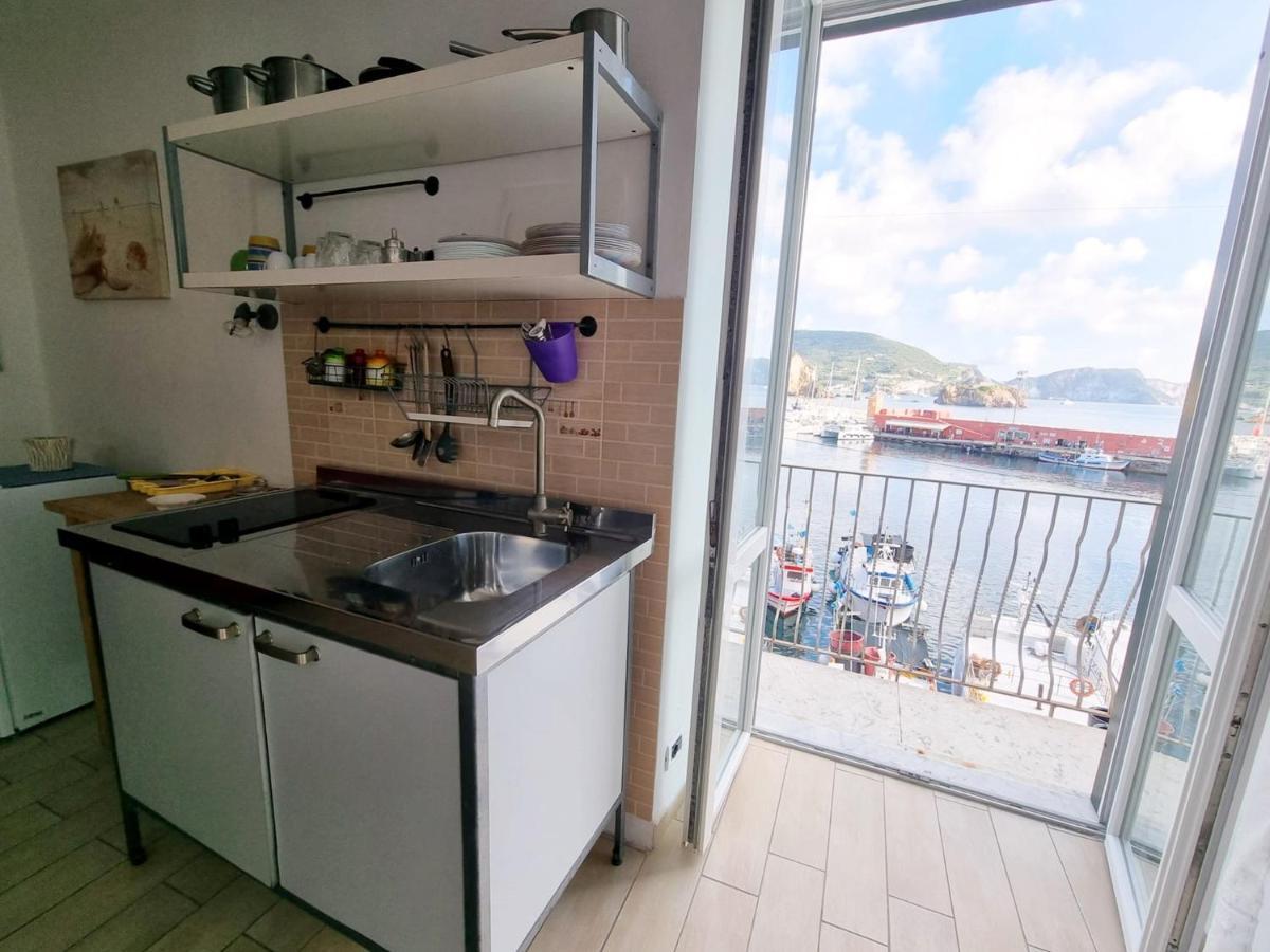 Ferienwohnung Maridea - La Darsena Ponza Exterior foto