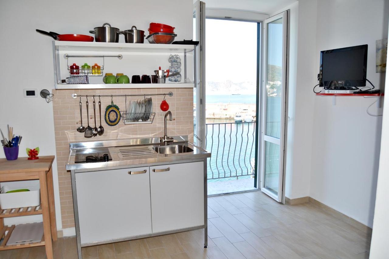 Ferienwohnung Maridea - La Darsena Ponza Exterior foto